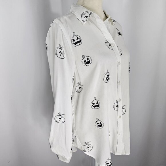 Women's White & Black Pumpkin Print Rayon Button Front Blouse Size M NWOT - Picture 6 of 13
